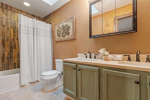 2 S266 Madison St, Wheaton, IL 60189 photo 22