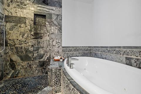 2 S266 Madison St, Wheaton, IL 60189 photo 31
