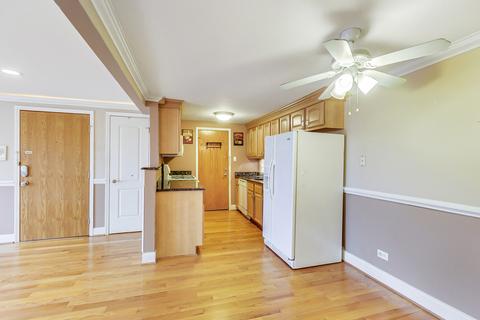 9635 Brandy Ct #9, Des Plaines, IL 60016 photo 11