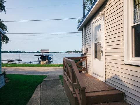 185 Eagle Point Rd, Fox Lake, IL 60020 photo 7