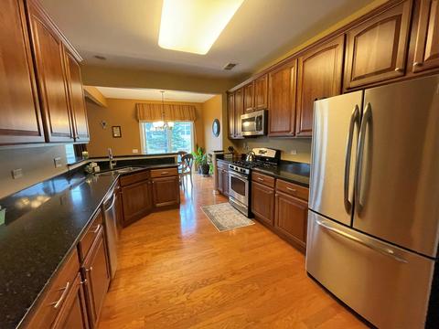 770 Turtle Point Ct, Elgin, IL 60124 photo 7