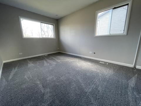 565 Amherst Ln, Hoffman Estates, IL 60169 photo 17