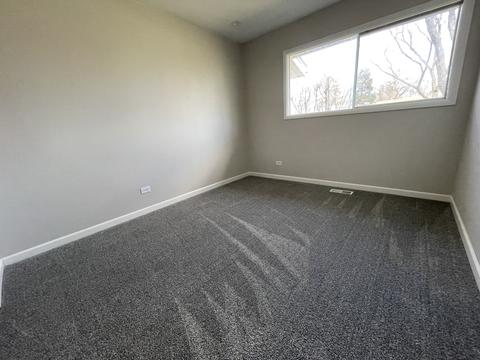 565 Amherst Ln, Hoffman Estates, IL 60169 photo 15