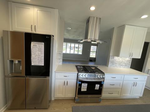 565 Amherst Ln, Hoffman Estates, IL 60169 photo 10