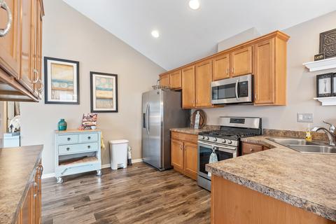 3361 Cameron Dr, Elgin, IL 60124 photo 14