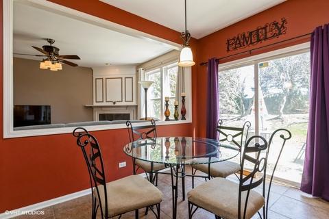 2713 Bay View Cir, Algonquin, IL 60102 photo 5