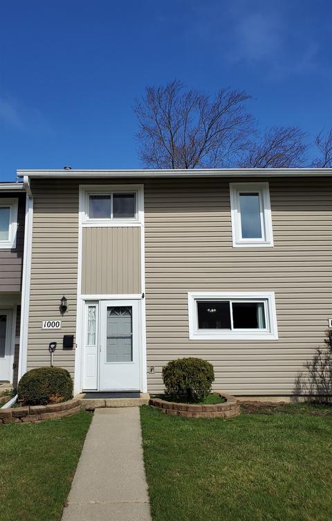 1000 Sandpiper Ct, Bartlett, IL 60103 photo 1