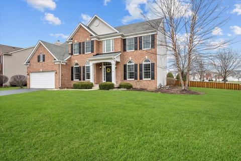 675 Biltmore Dr, Bartlett, IL 60103 photo 1