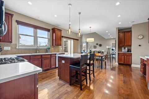 675 Biltmore Dr, Bartlett, IL 60103 photo 14
