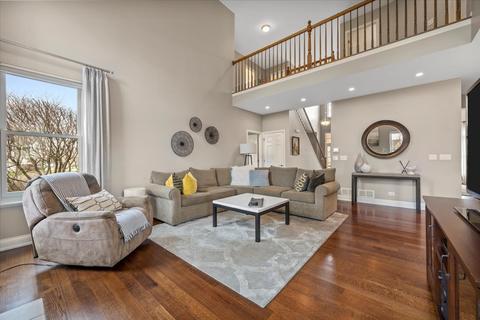 675 Biltmore Dr, Bartlett, IL 60103 photo 8