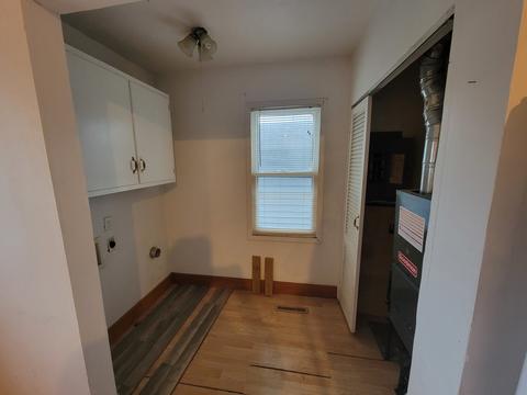 133 E Sprague St, Bement, IL 61813 photo 8