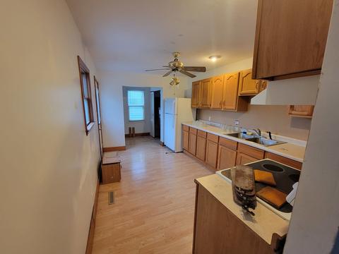133 E Sprague St, Bement, IL 61813 photo 7