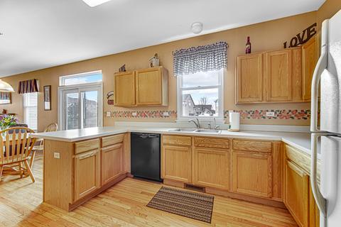 2312 Barrett Dr, Algonquin, IL 60102 photo 4