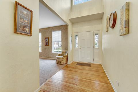 2312 Barrett Dr, Algonquin, IL 60102 photo 9