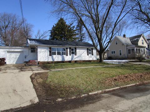602 Dewey St, Harvard, IL 60033 photo 1