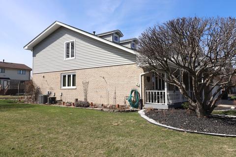 18920 Meadowview Dr, Mokena, IL 60448 photo 3