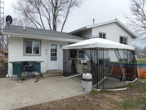 414 N Center St, Gardner, IL 60424 photo 15