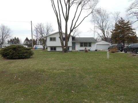 414 N Center St, Gardner, IL 60424 photo 1