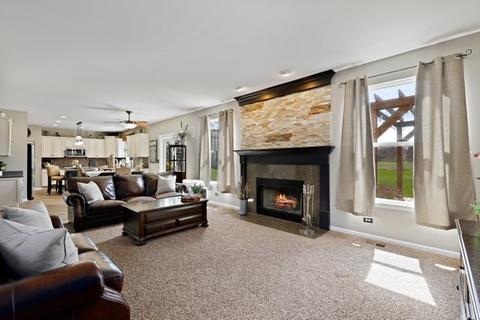 144 Primrose Ln, Bartlett, IL 60103 photo 8