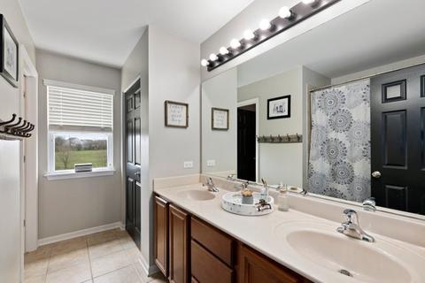 144 Primrose Ln, Bartlett, IL 60103 photo 36