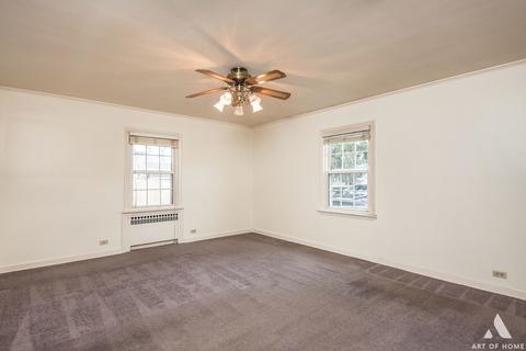 2094 Miner St, Des Plaines, IL 60016 photo 10