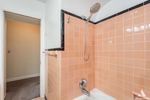 2094 Miner St, Des Plaines, IL 60016 photo 13