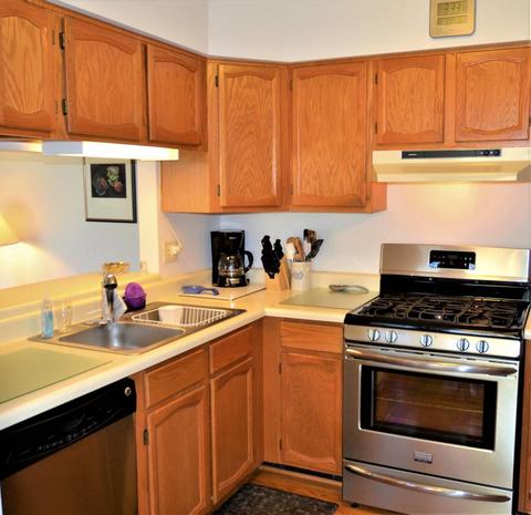 4605 Burnham Dr, Hoffman Estates, IL 60192 photo 6