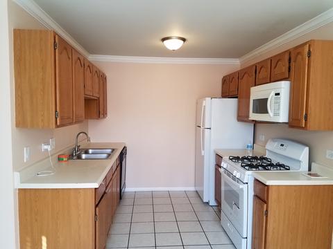 652 Mallard Ct #D2, Bartlett, IL 60103 photo 5