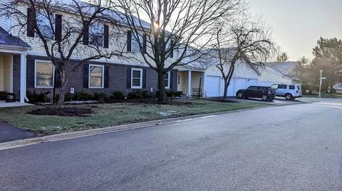 652 Mallard Ct #D2, Bartlett, IL 60103 photo 1