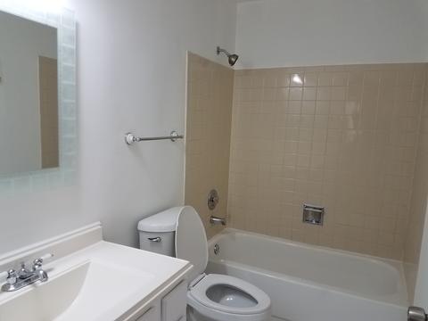 652 Mallard Ct #D2, Bartlett, IL 60103 photo 14