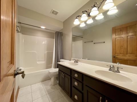 4480 Mitchell Ct, Plano, IL 60545 photo 15
