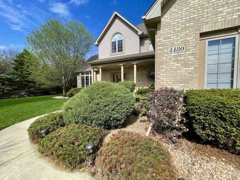 4480 Mitchell Ct, Plano, IL 60545 photo 2