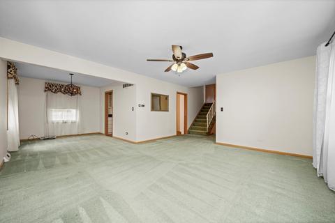 136 Kathleen Dr, Elgin, IL 60123 photo 21