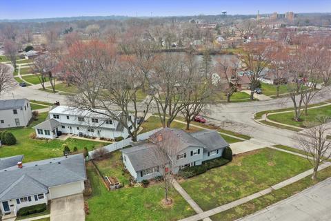 136 Kathleen Dr, Elgin, IL 60123 photo 6