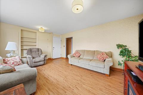 136 Kathleen Dr, Elgin, IL 60123 photo 31