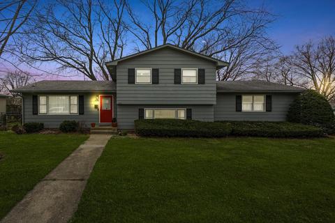 136 Kathleen Dr, Elgin, IL 60123 photo 4
