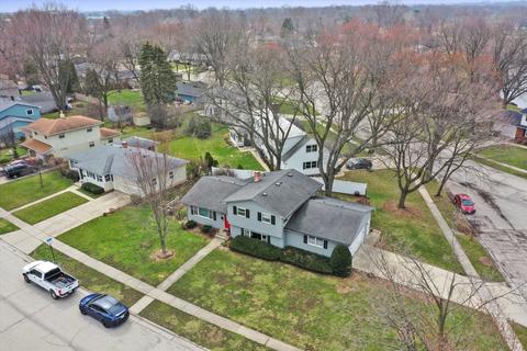 136 Kathleen Dr, Elgin, IL 60123 photo 3