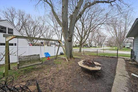 136 Kathleen Dr, Elgin, IL 60123 photo 11