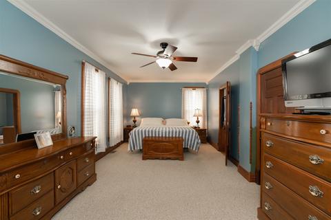 102 W 5th St, Gridley, IL 61744 photo 9