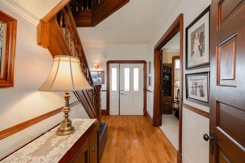 102 W 5th St, Gridley, IL 61744 photo 6