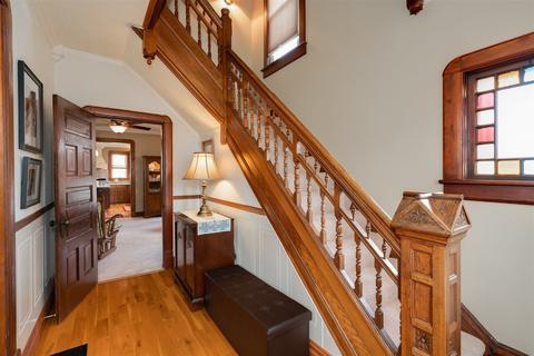 102 W 5th St, Gridley, IL 61744 photo 4
