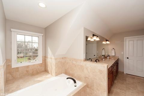517 Russell St, Wheeling, IL 60090 photo 24