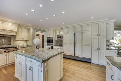 370 Trinity Ln, Oak Brook, IL 60523 photo 15