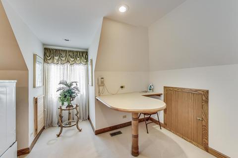 370 Trinity Ln, Oak Brook, IL 60523 photo 54