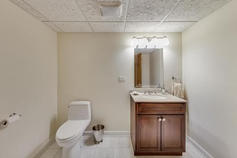 370 Trinity Ln, Oak Brook, IL 60523 photo 70