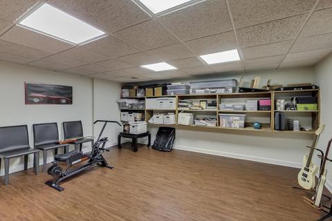 370 Trinity Ln, Oak Brook, IL 60523 photo 68