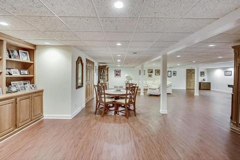 370 Trinity Ln, Oak Brook, IL 60523 photo 62