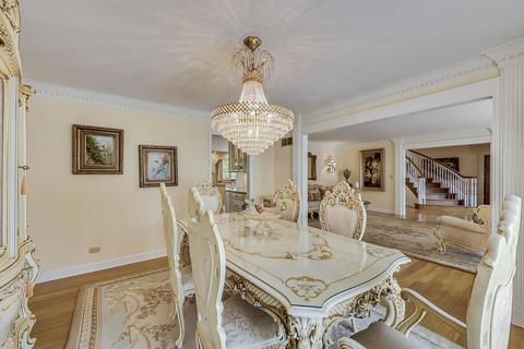 370 Trinity Ln, Oak Brook, IL 60523 photo 11