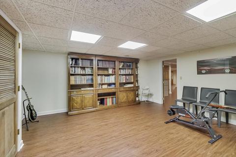 370 Trinity Ln, Oak Brook, IL 60523 photo 69