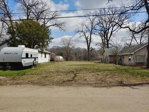 208 S Laurel Rd, Kankakee, IL 60901 photo 4